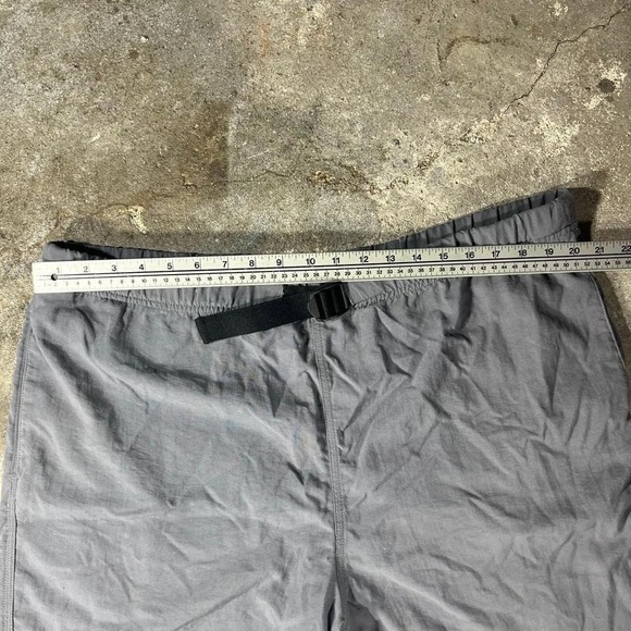 Grey Helly Hansen sportswear shorts - Picture 7 of 7